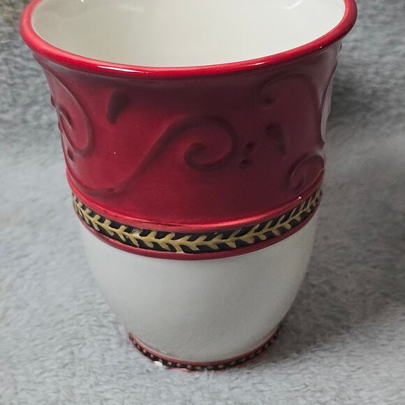 Fitz And Floyd Damask Holiday Red Embossed Mug - Picture 3 of 5